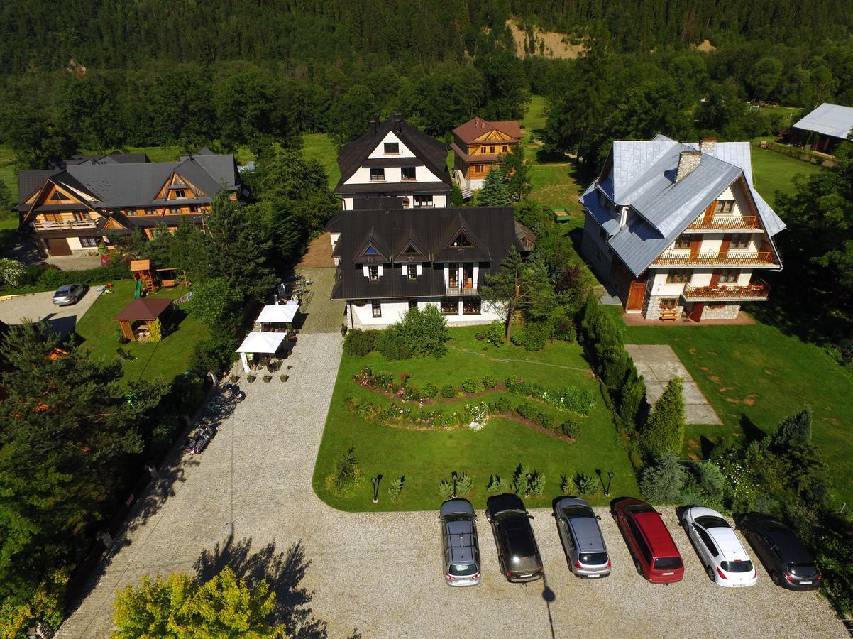 Gosciniec I Herbaciarnia Pod Zlota Lyzwa Białka Tatrzańska Exterior foto